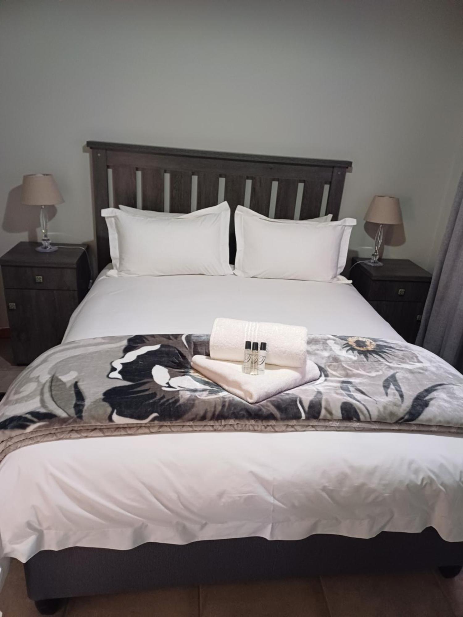 Augrabies De Oude Stoor Guesthouse מראה חיצוני תמונה