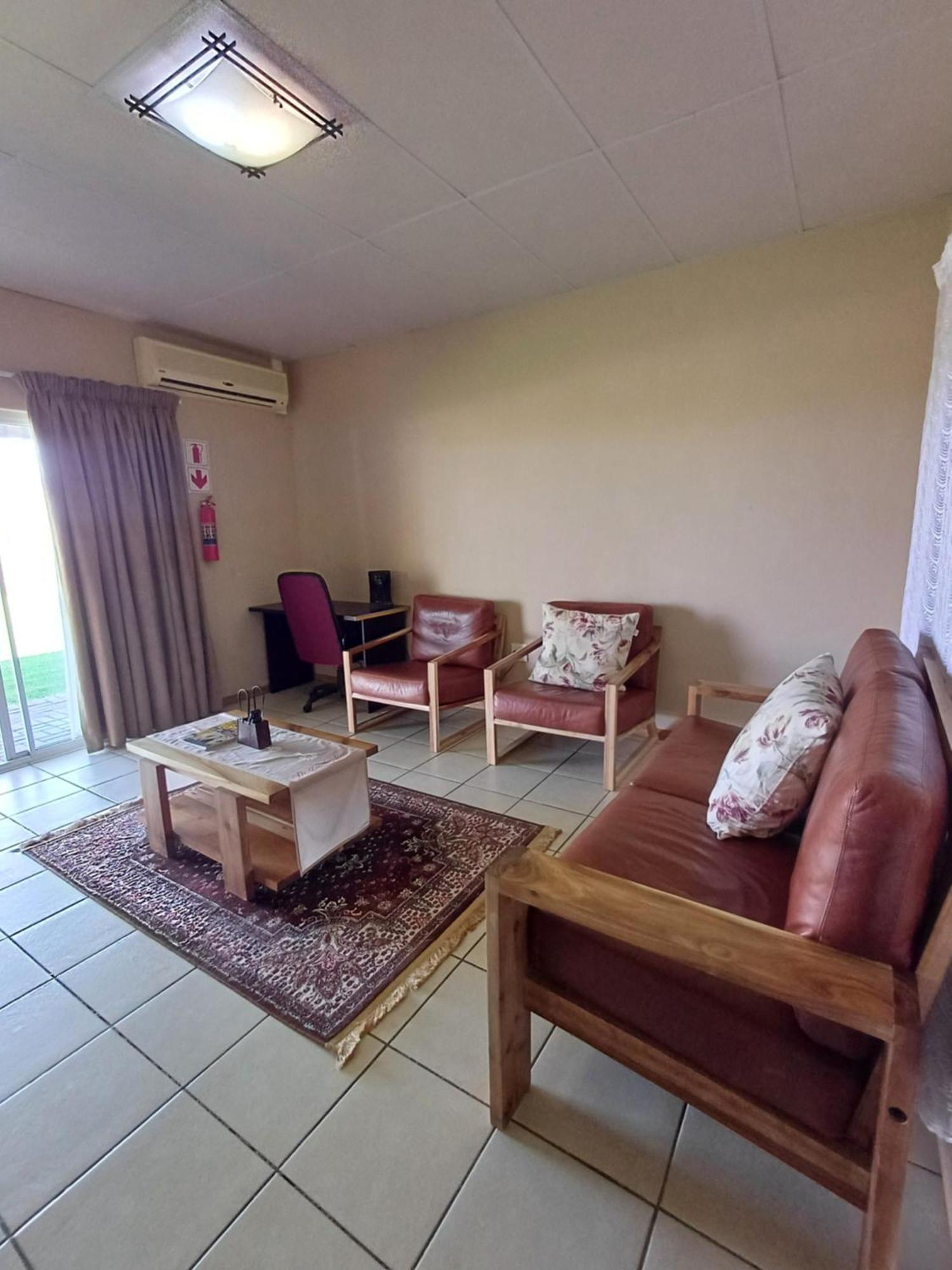 Augrabies De Oude Stoor Guesthouse מראה חיצוני תמונה