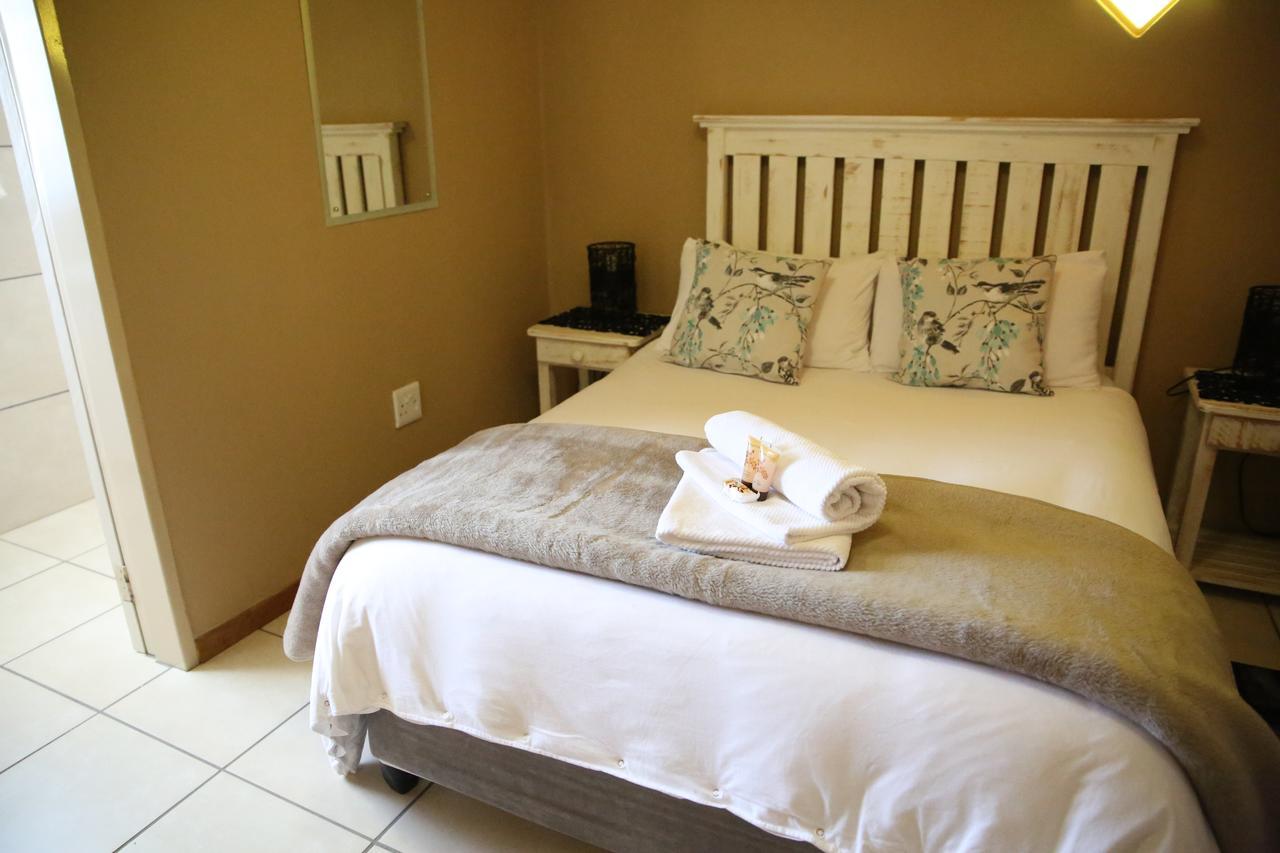 Augrabies De Oude Stoor Guesthouse מראה חיצוני תמונה