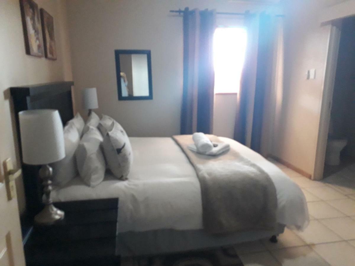 Augrabies De Oude Stoor Guesthouse מראה חיצוני תמונה